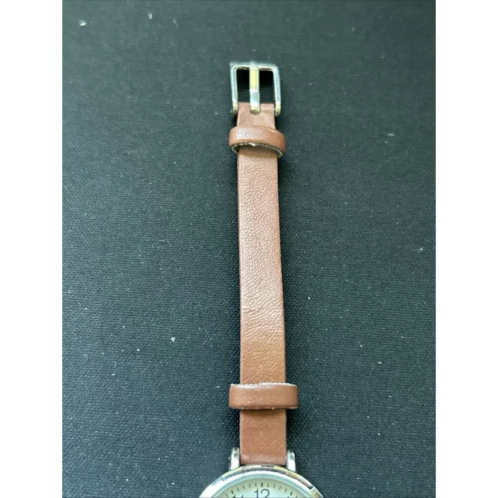 Unbranded this silver